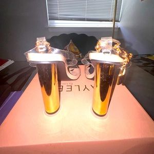 COPY - Clear sandals